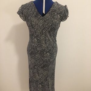 A Wild Thyme Black & Gray Dress size 10